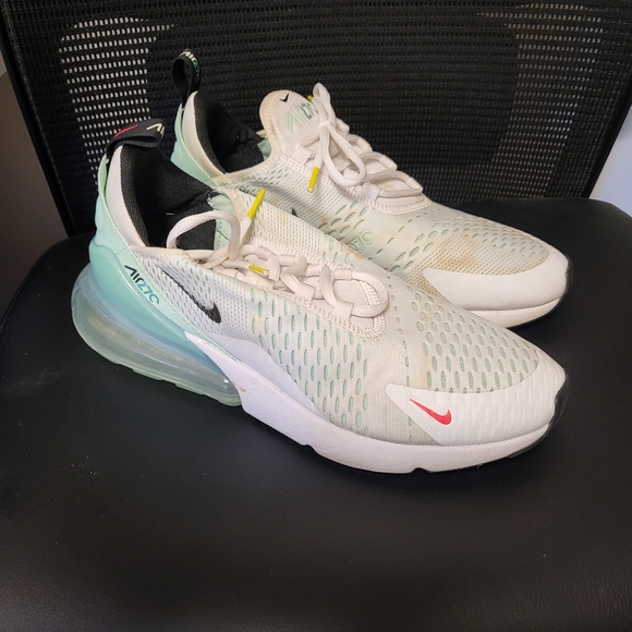 Ladies Sneakers - Picture 2 of 3